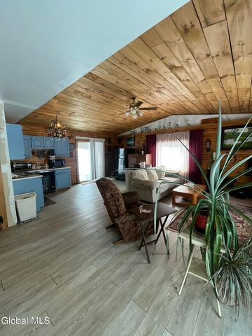 47 Valley View Way, Hebron, NY 12865