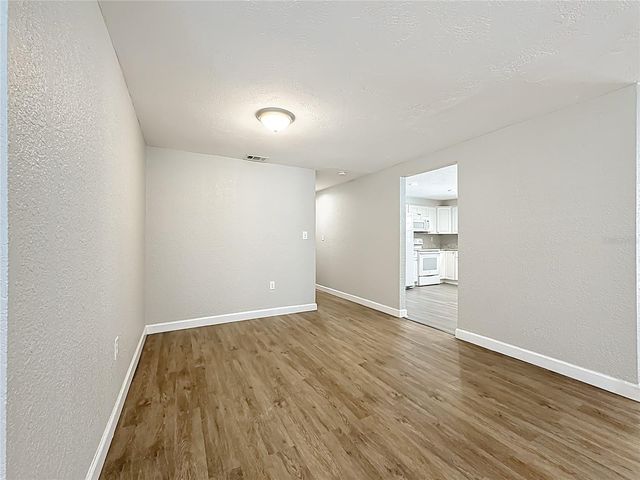 2144 OAK TERRACE, Sarasota, FL 34231