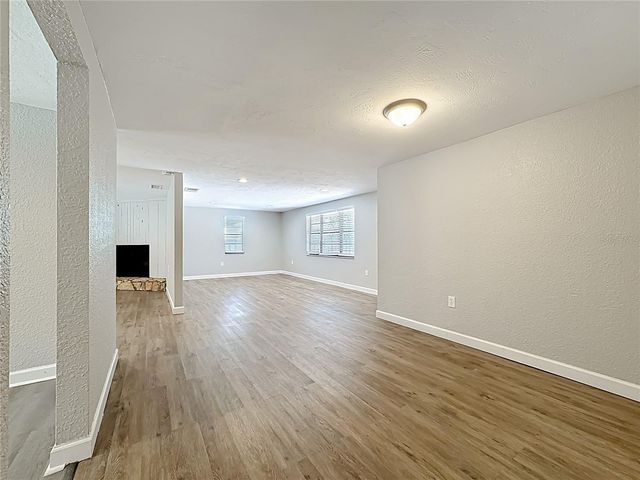 2144 OAK TERRACE, Sarasota, FL 34231