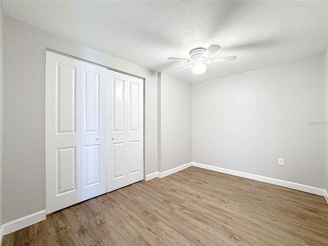 2144 OAK TERRACE, Sarasota, FL 34231