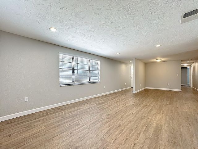 2144 OAK TERRACE, Sarasota, FL 34231