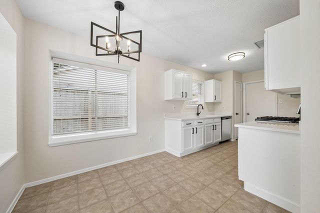 1904 Floyd Road, League City, TX 77573
