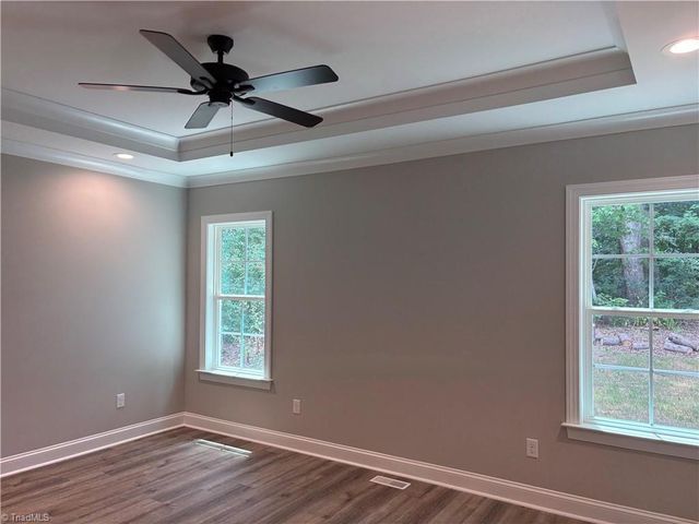 1000 Kelwyn Lane, Lewisville, NC 27023