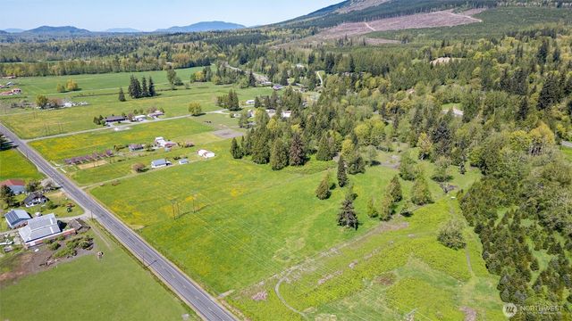 27930 Hoehn Road, Sedro Woolley, WA 98284