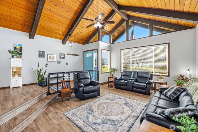 27930 Hoehn Road, Sedro Woolley, WA 98284