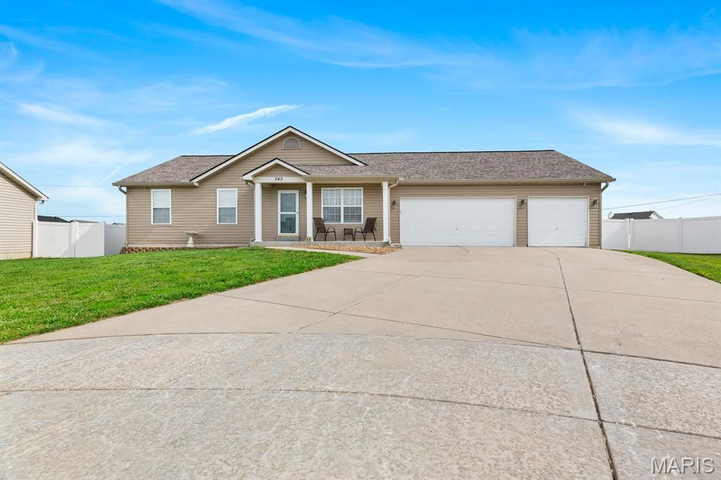 343 Aspen Creek Drive, Wentzville, MO 63385
