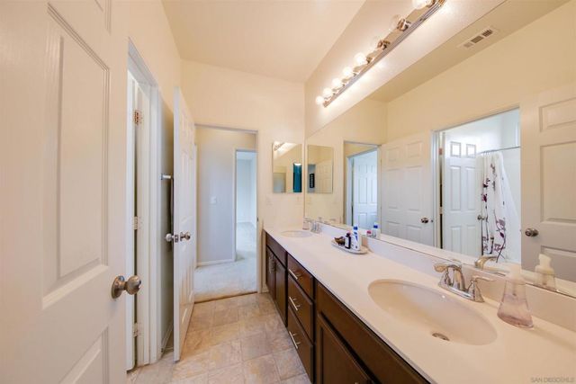 1382 Cathedral Oaks Rd, Chula Vista, CA 91913