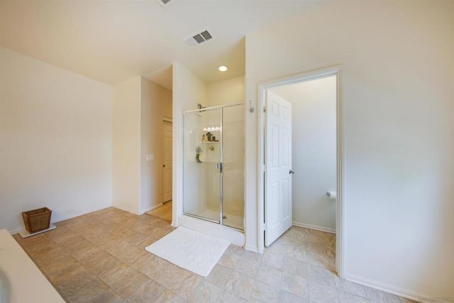 1382 Cathedral Oaks Rd, Chula Vista, CA 91913