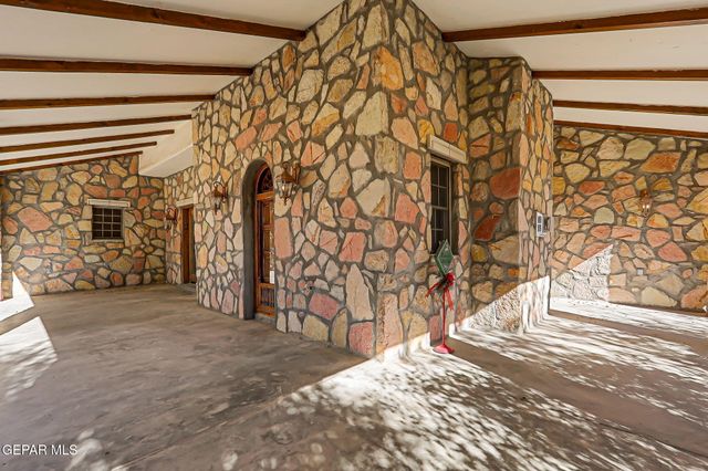 397690 5540 Westside Drive, El Paso, TX 79932