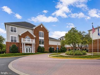 4850 EISENHOWER AVE #304, Alexandria, VA 22304