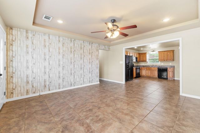 100 Maggie Loop, Pottsville, AR 72858