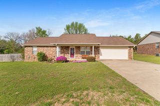 100 Maggie Loop, Pottsville, AR 72858
