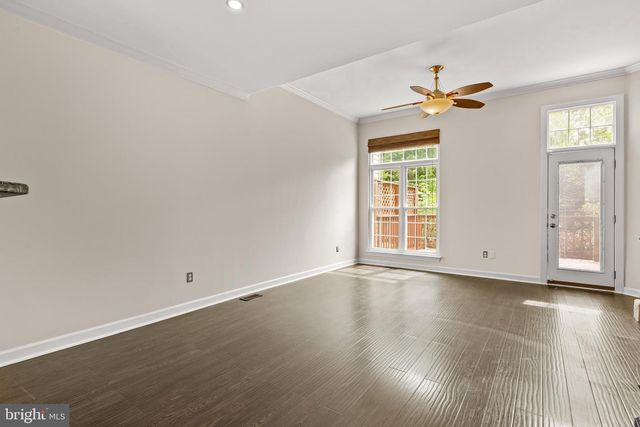 47690 WOOLCOTT SQ, Sterling, VA 20165