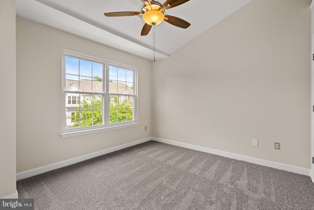 47690 WOOLCOTT SQ, Sterling, VA 20165