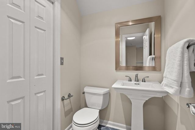 47690 WOOLCOTT SQ, Sterling, VA 20165