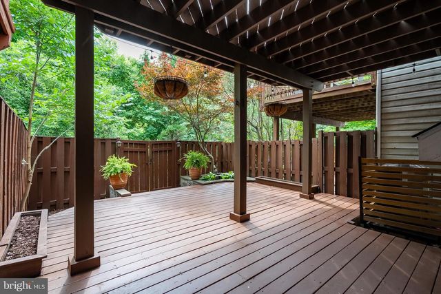 47690 WOOLCOTT SQ, Sterling, VA 20165