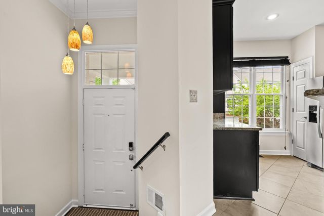 47690 WOOLCOTT SQ, Sterling, VA 20165