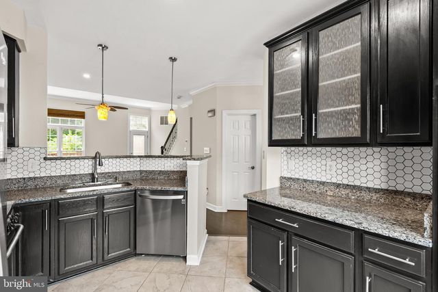 47690 WOOLCOTT SQ, Sterling, VA 20165