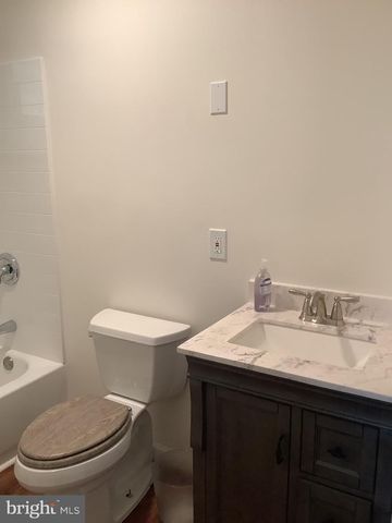 21 DAVIS AVE, Clementon, NJ 08021