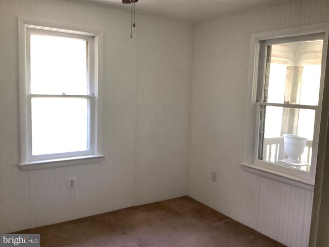 21 DAVIS AVE, Clementon, NJ 08021