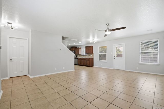12126 CHI CHIS CV, San Antonio, TX 78221
