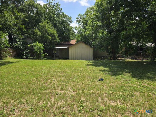 1410 N Beal Street, Belton, TX 76513