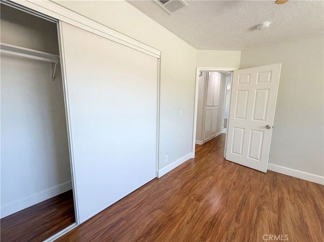 15011 Mission Street, Hesperia, CA 92345