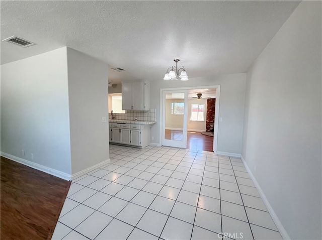 15011 Mission Street, Hesperia, CA 92345