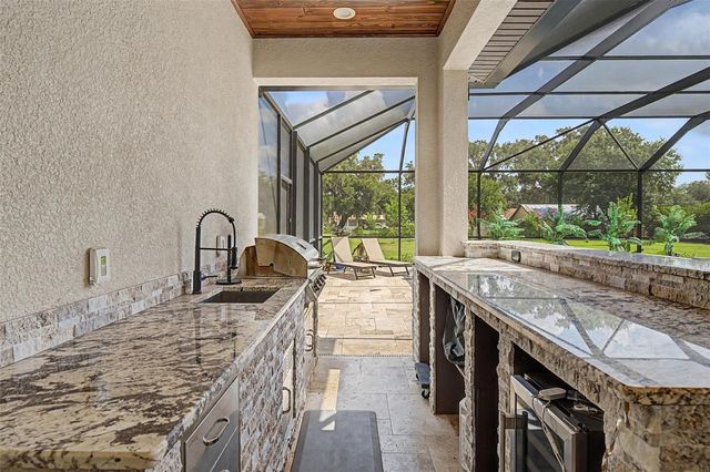 218 HAWK TALON DRIVE, Lithia, FL 33547