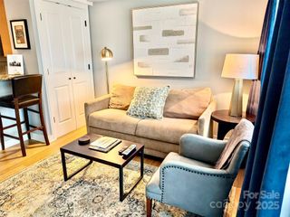 37 Hiawassee Street E202, Asheville, NC 28801