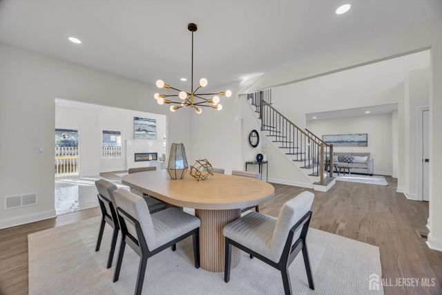 265 W Prescott N Avenue, Edison, NJ 08820