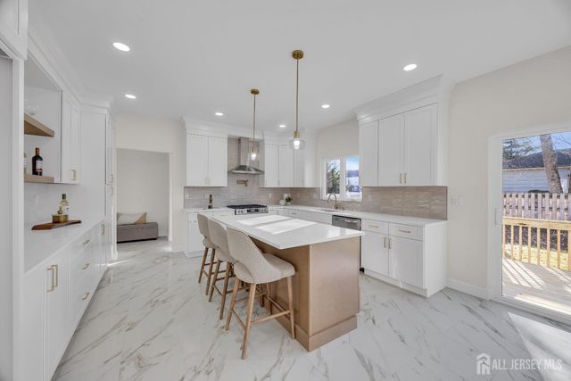 265 W Prescott N Avenue, Edison, NJ 08820