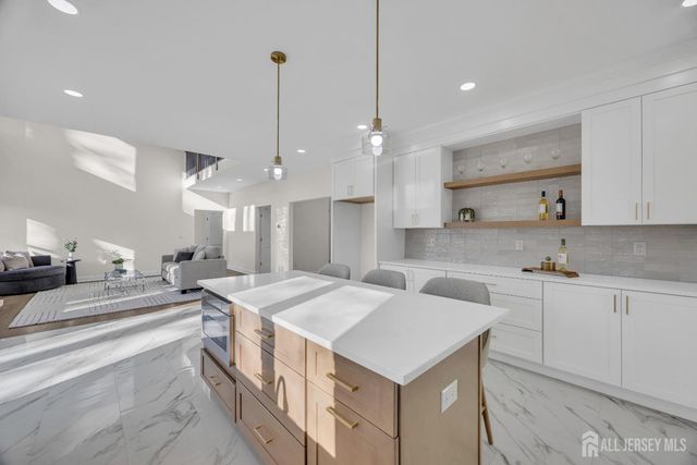 265 W Prescott N Avenue, Edison, NJ 08820