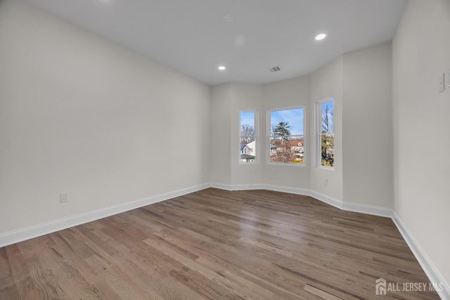 265 W Prescott N Avenue, Edison, NJ 08820