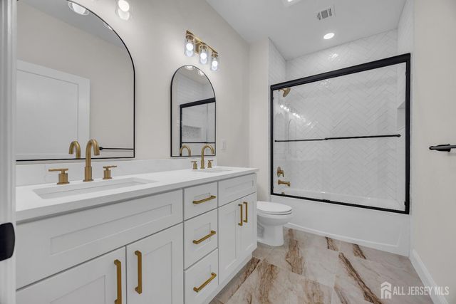 265 W Prescott N Avenue, Edison, NJ 08820