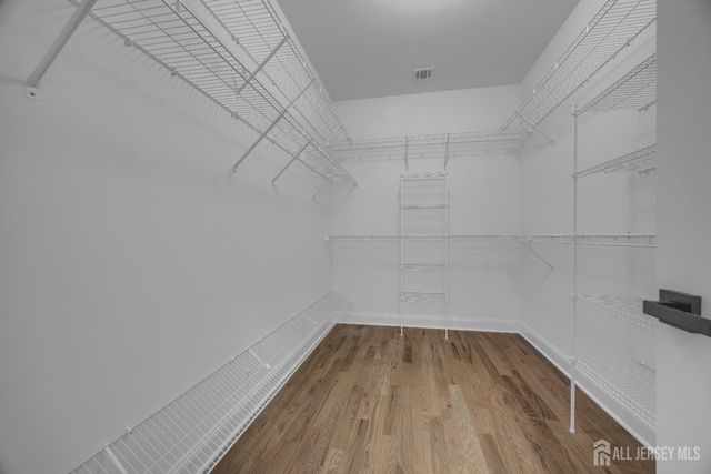 265 W Prescott N Avenue, Edison, NJ 08820