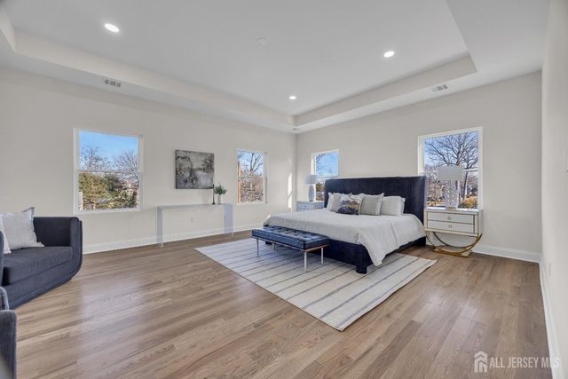 265 W Prescott N Avenue, Edison, NJ 08820