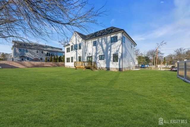 265 W Prescott N Avenue, Edison, NJ 08820