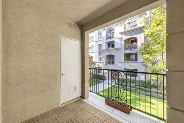 3212 Watermarke PL, Irvine, CA 92612