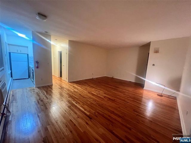 239 Crescent Lane 1, Cliffside Park, NJ 07010