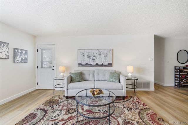2260 E Geddes Avenue H, Centennial, CO 80122