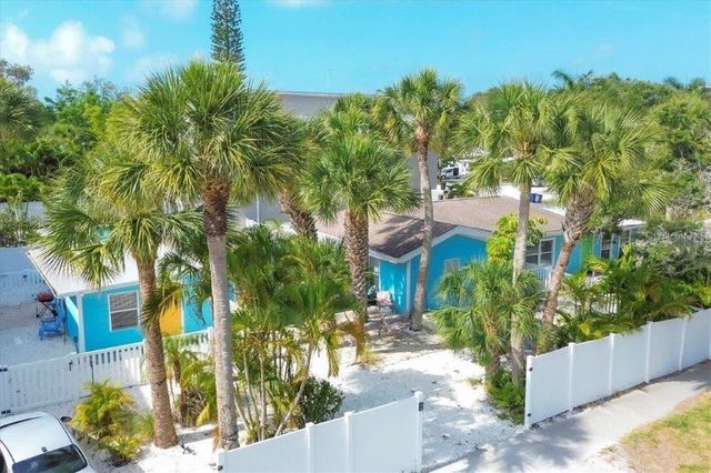 604 AVENIDA DE MAYO, Sarasota, FL 34242