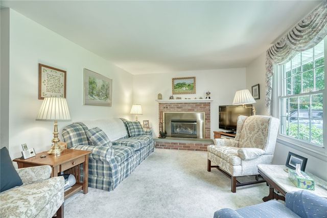 226 Dickinson Road, Webster, NY 14580