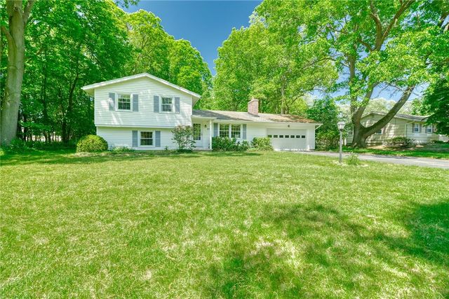 226 Dickinson Road, Webster, NY 14580