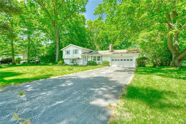 226 Dickinson Road, Webster, NY 14580