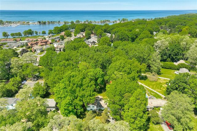 226 Dickinson Road, Webster, NY 14580