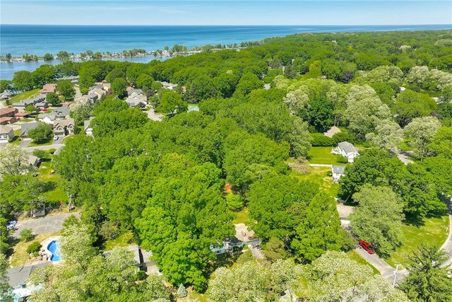 226 Dickinson Road, Webster, NY 14580