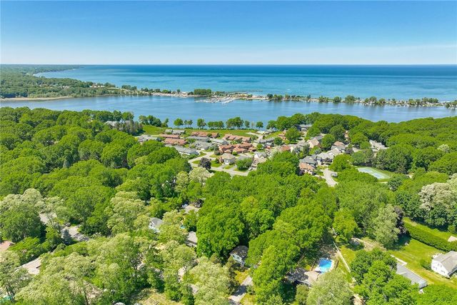 226 Dickinson Road, Webster, NY 14580