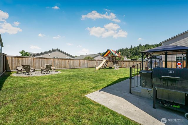 205 Roberts St NE, Orting, WA 98360