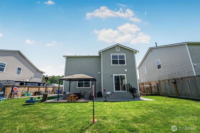 205 Roberts St NE, Orting, WA 98360